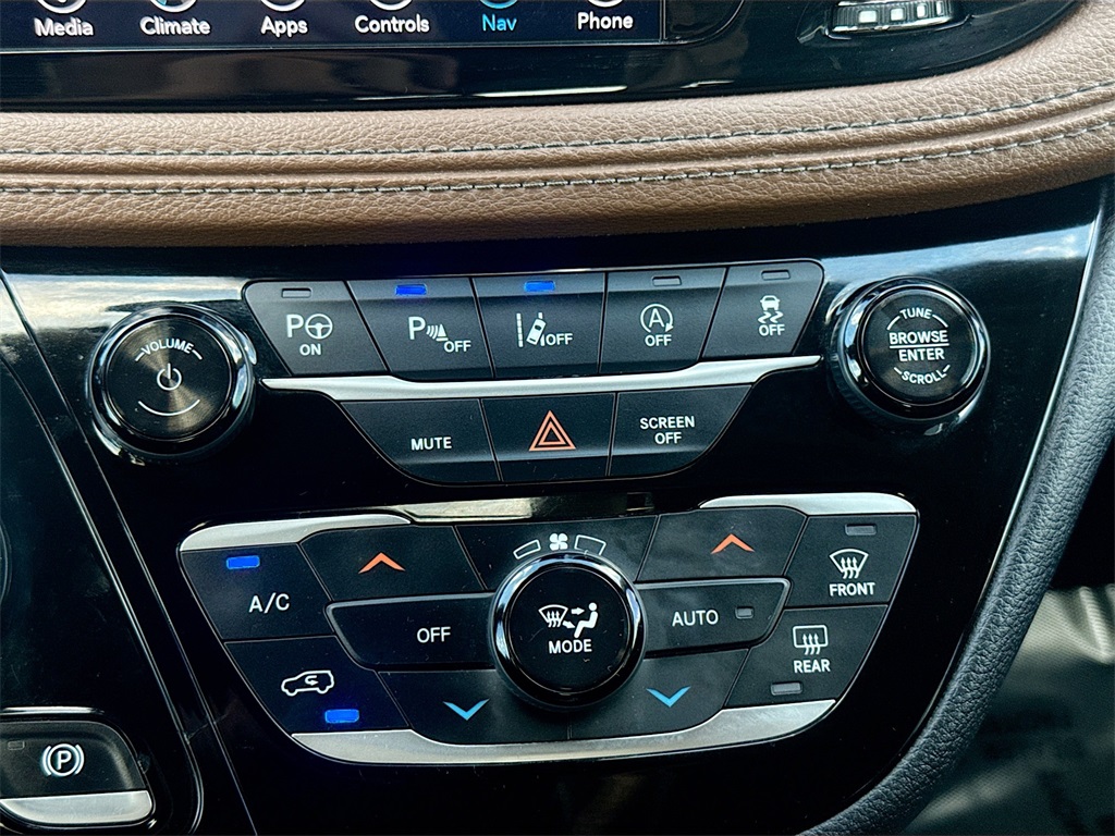 2018 Chrysler Pacifica Limited Red at AutoSavvy Houston Northwest