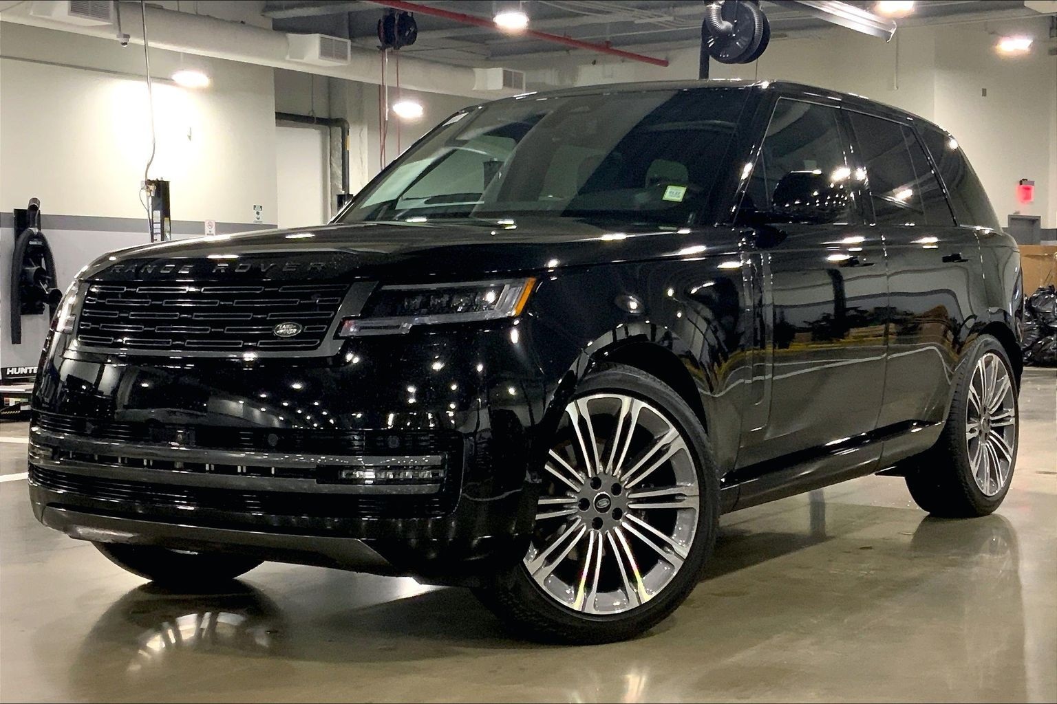 2024 Land Rover Range Rover P400 SE AWD