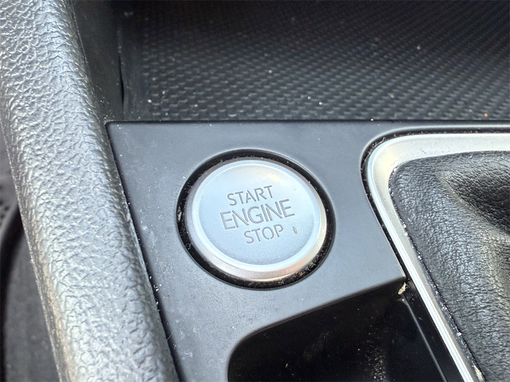 2022 Volkswagen Jetta 1.5T SE  at Autostrade