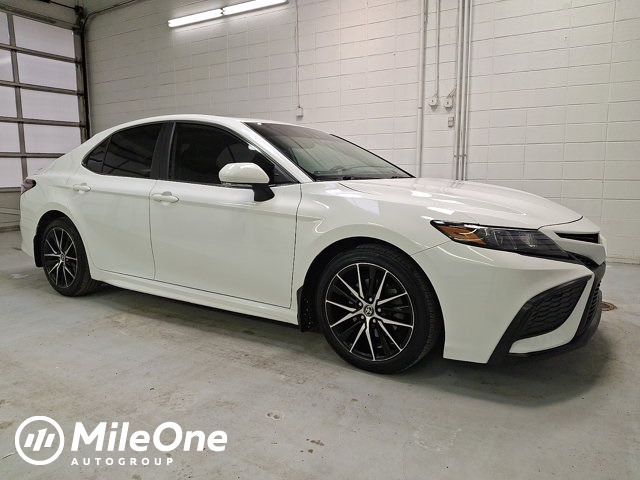 2021 Toyota Camry SE AWD