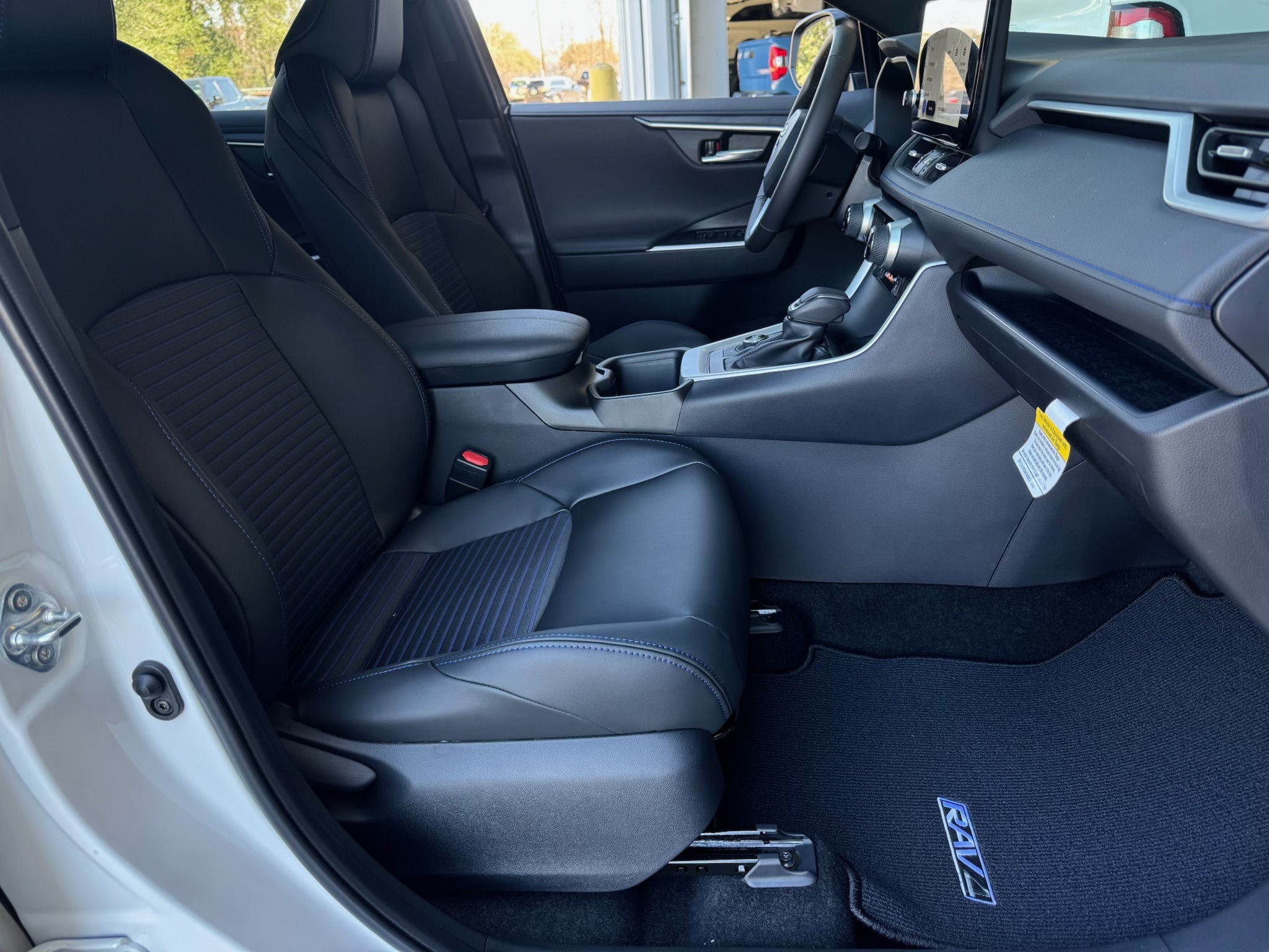 2025 Toyota RAV4 Hybrid XSE Off-white at Community Toyota