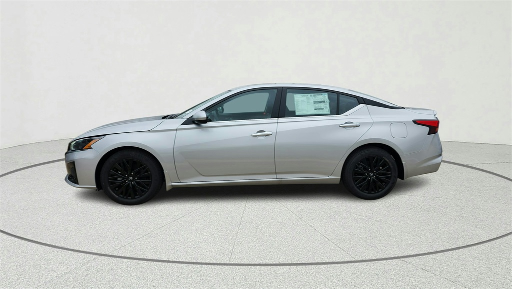 2025 Nissan Altima