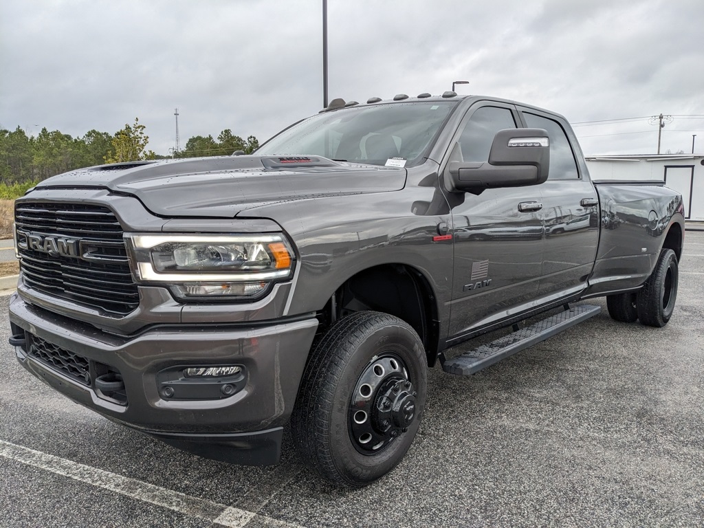 2024 RAM 3500 Laramie Crew Cab LB DRW 4WD