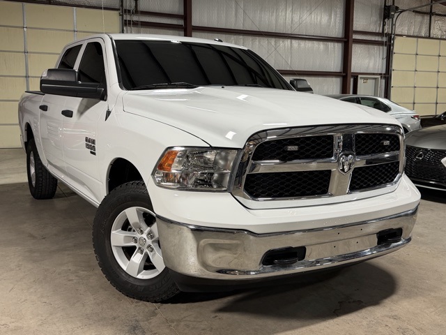 2022 RAM 1500 Classic Tradesman Crew Cab 4WD