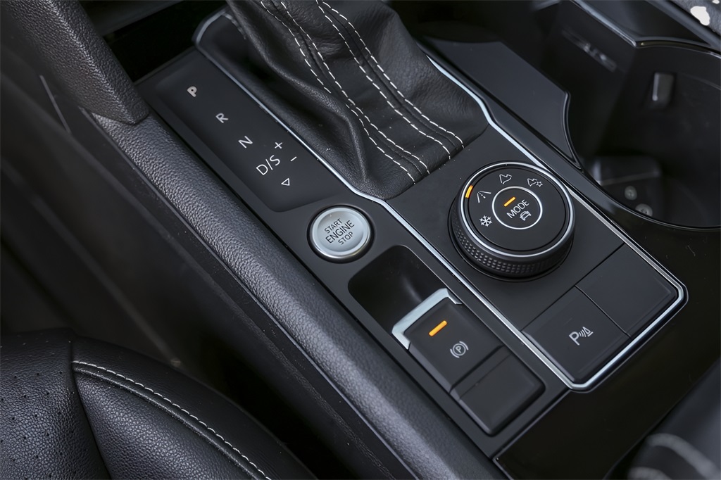 Used Car 2022 Volkswagen Atlas  2.0t Sel For Sale Under $30,000 In Austin, Texas