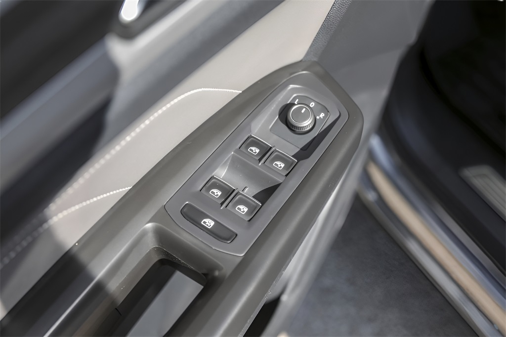 Used Car 2022 Volkswagen Atlas  2.0t Sel For Sale Under $30,000 In Austin, Texas