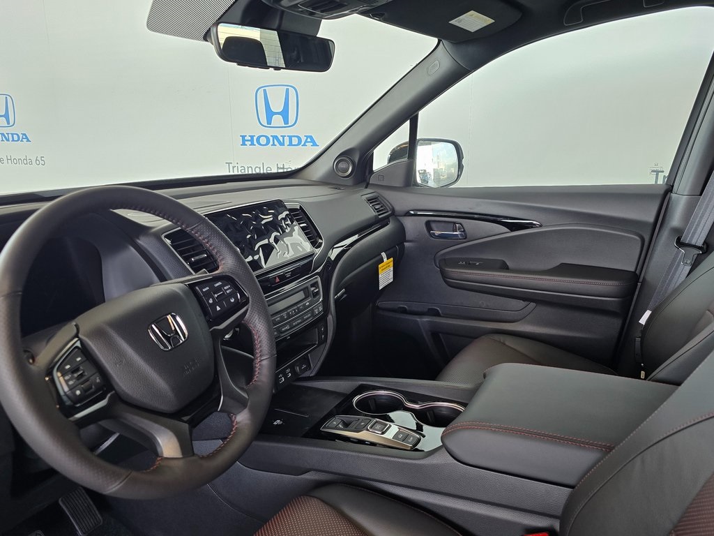 Thumbnail: 2025 Honda Ridgeline - 13