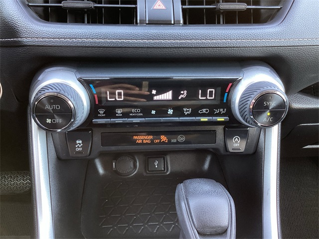 Used Car 2021 Toyota Rav4  Xle For Sale Under $25,000 In San Antonio, Texas