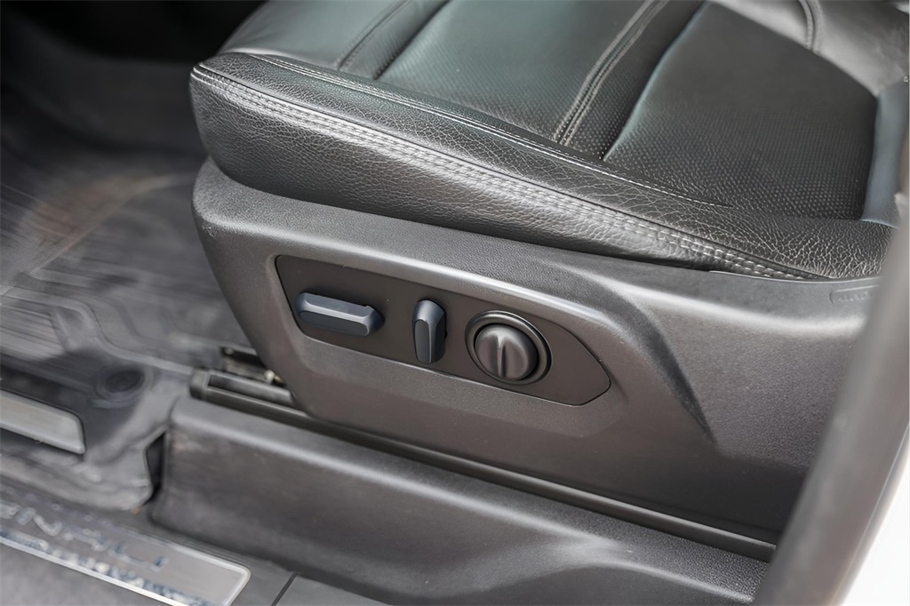 Used Car 2022 Gmc Sierra 2500hd  Denali For Sale Under $60,000 In Austin, Texas