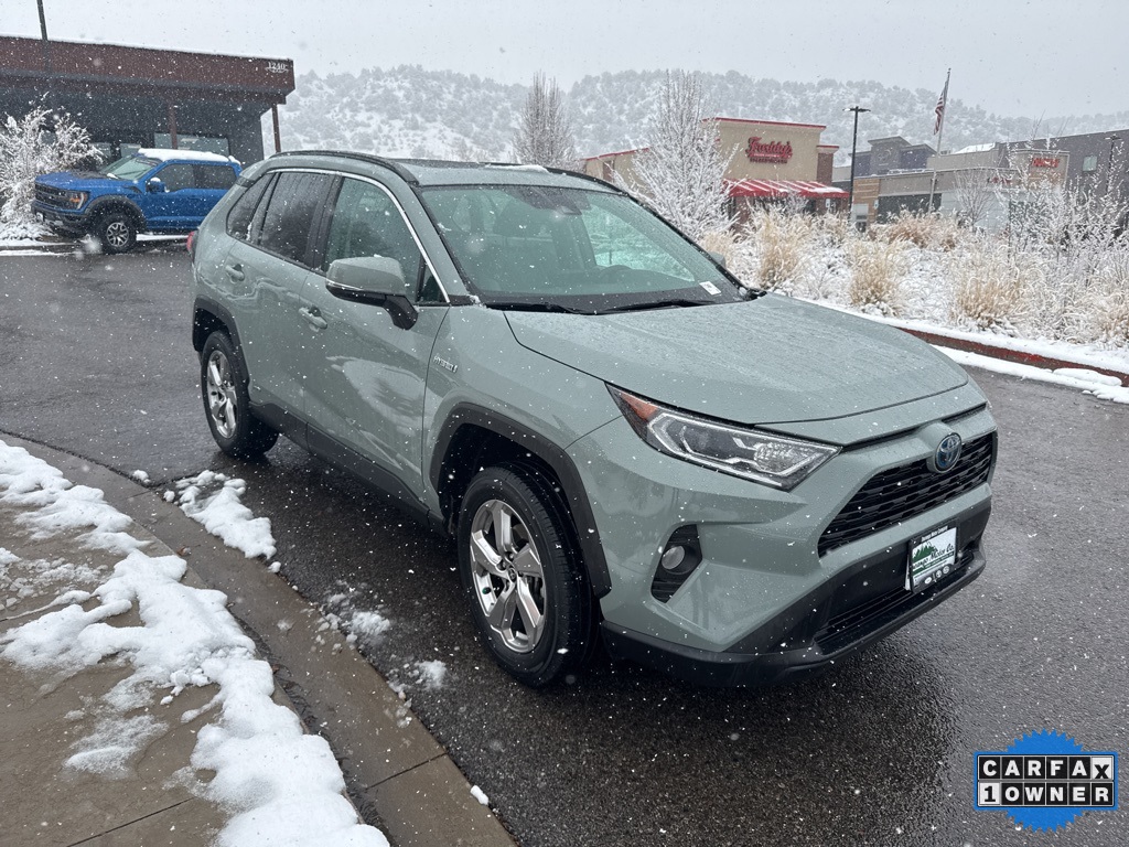 2021 Toyota RAV4 Hybrid XLE Premium photo 4