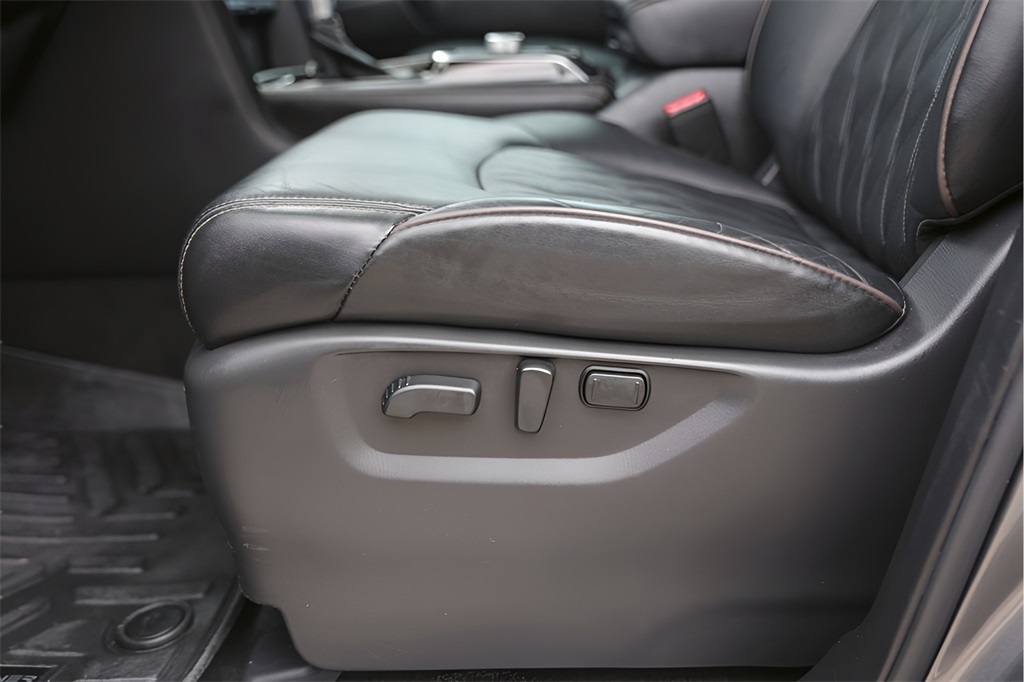 Used Car 2021 Nissan Armada  Platinum For Sale Under $35,000 In Austin, Texas