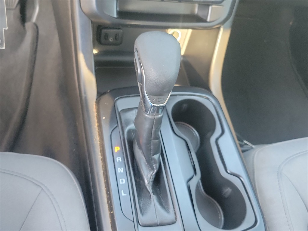 Used Car 2022 Chevrolet Colorado  Crew Pickup Work Truck Rear Wheel Drive For Sale Under $25,000 In Carrollton, Texas
