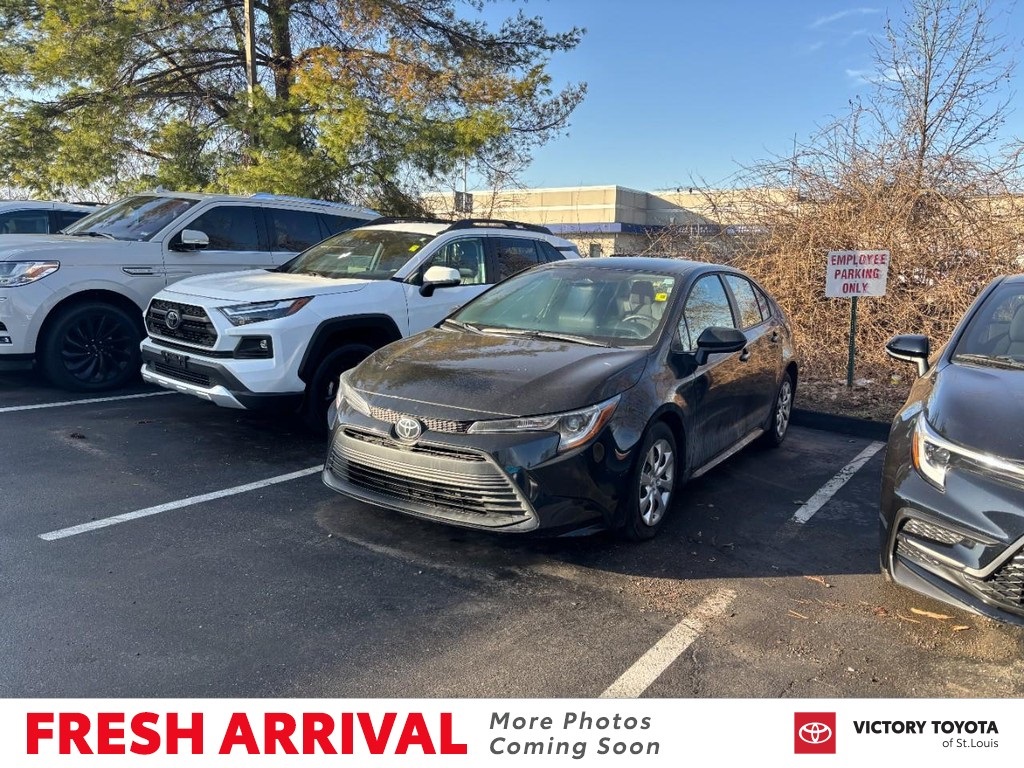 2025 Toyota Corolla LE FWD