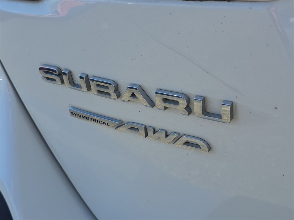 2020 Subaru Outback Limited White at Classic Elite Chevrolet Sugar Land