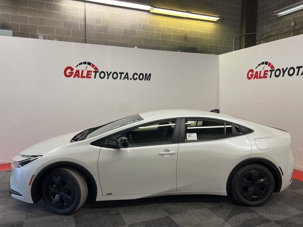 2026 Toyota Prius LE AWD