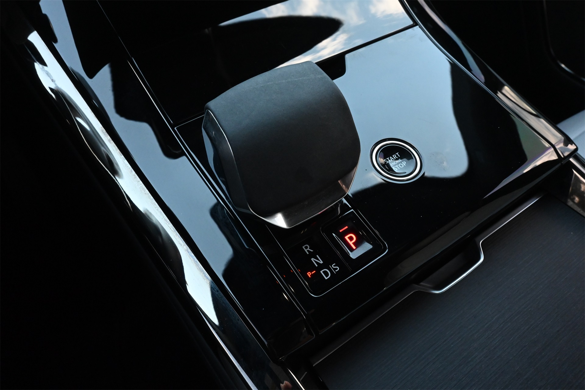 2024 Land Rover Range Rover Sport SE White at Bayway Cadillac Southwest