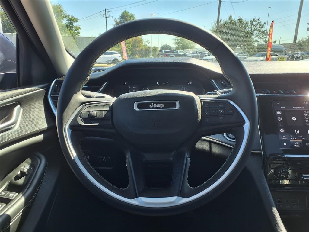 2024 Jeep Grand Cherokee Laredo - 11