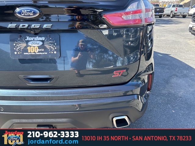 Used Car 2022 Ford Edge  St For Sale Under $30,000 In San Antonio, Texas