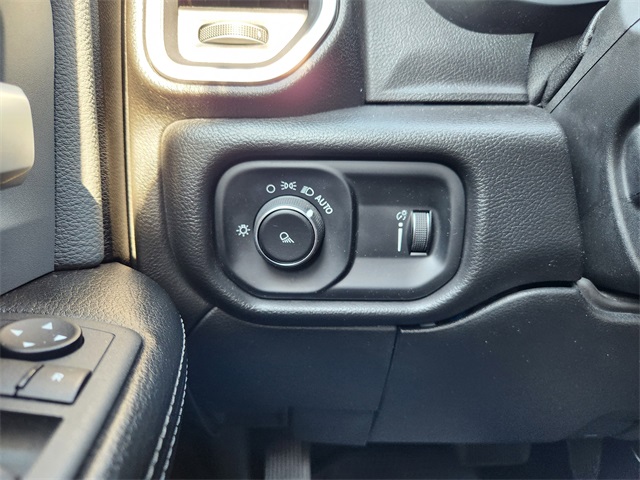 2022 Ram 2500 Big Horn White at DeMontrond Auto Country