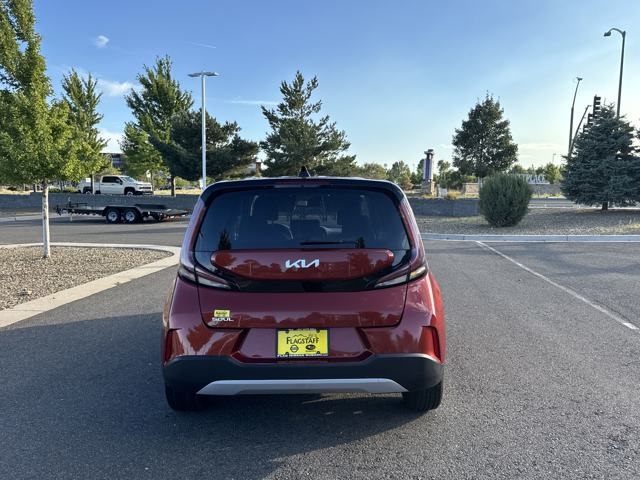 2023 Kia Soul LX photo 3
