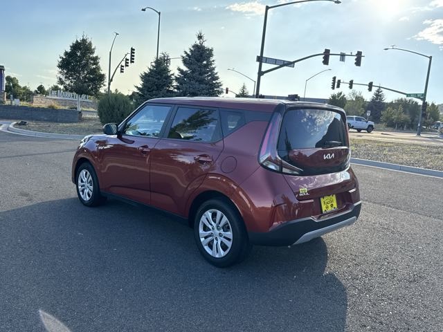 2023 Kia Soul LX photo 4