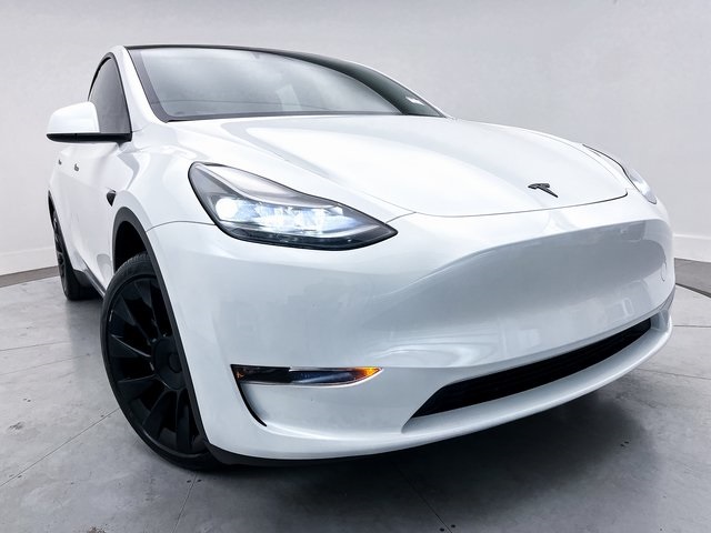 Used 2024 Tesla Model Y Long Range with VIN 7SAYGDEE5RA261939 for sale in Scottsdale, AZ