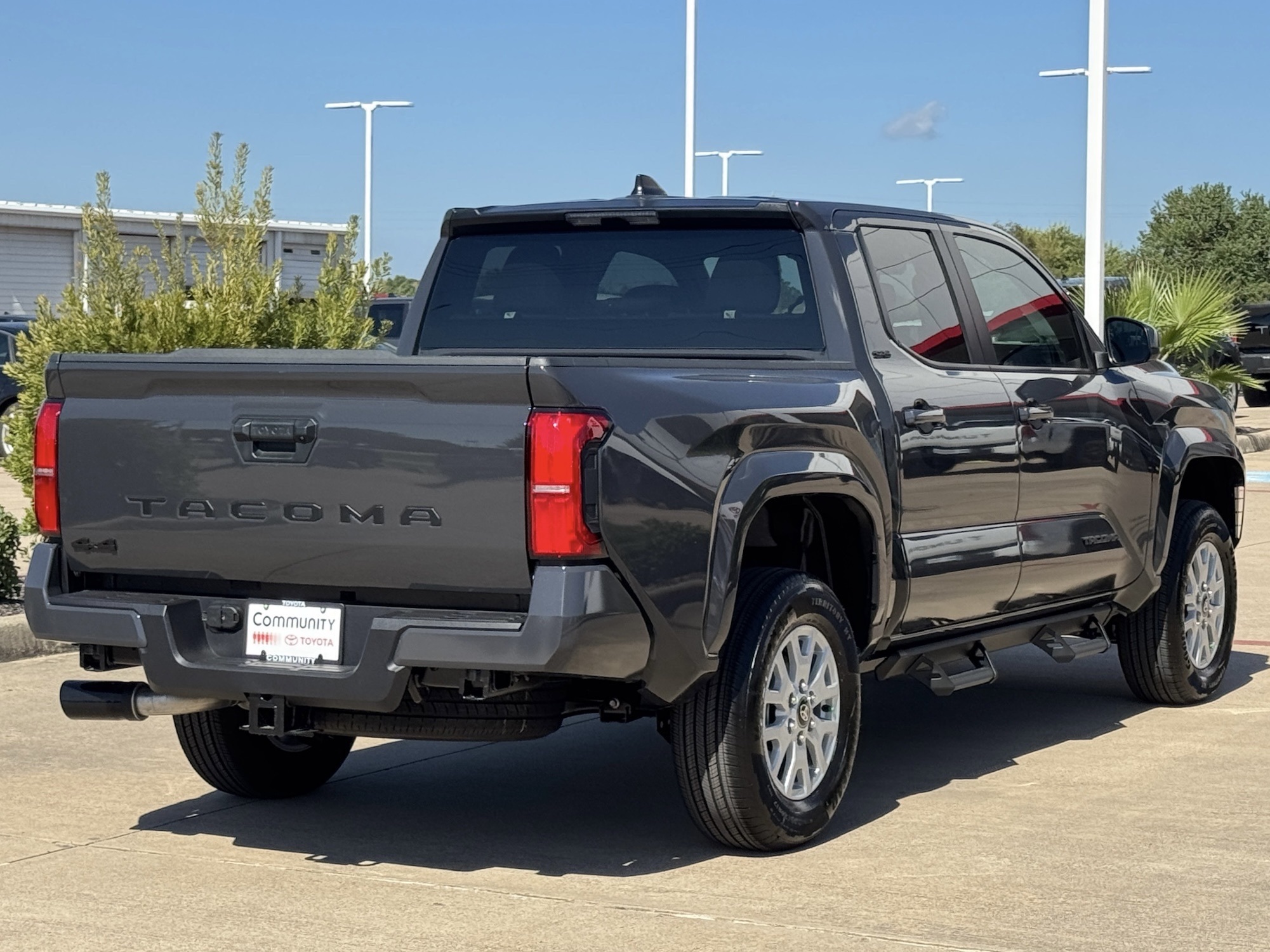 2025 Toyota Tacoma SR5 - 11