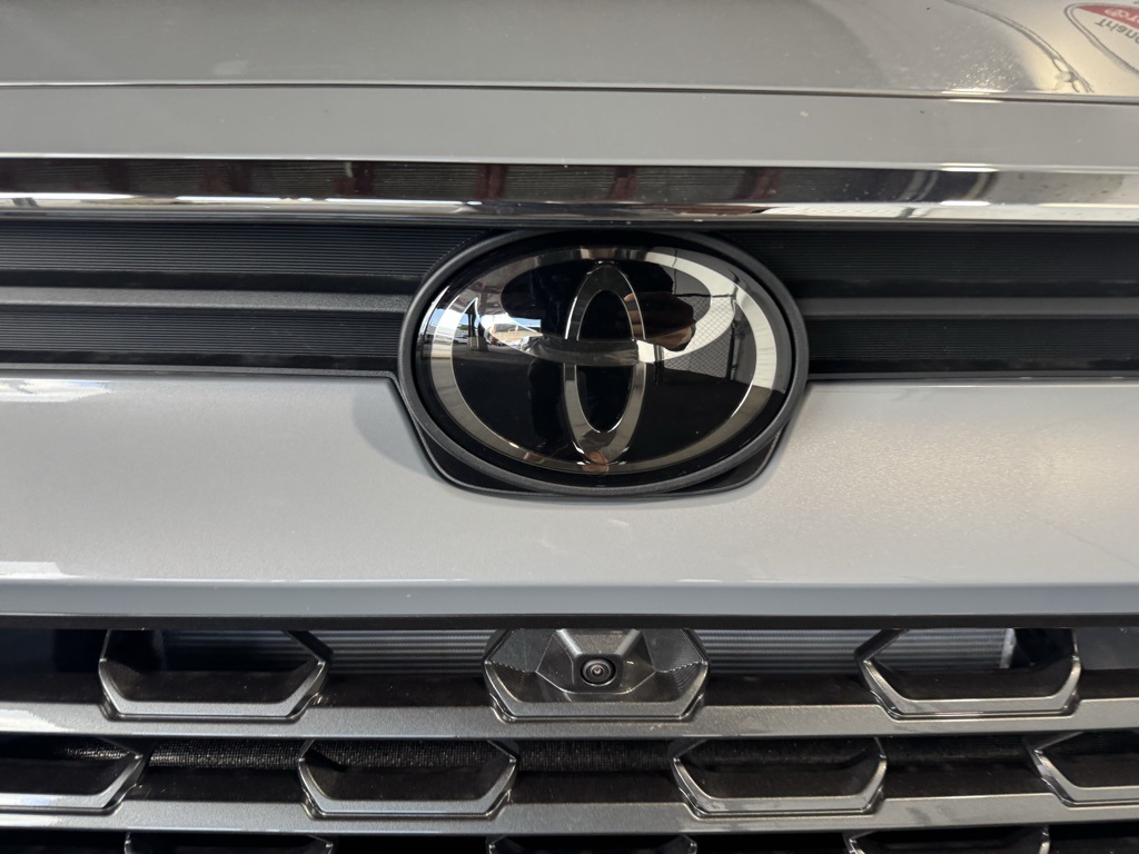 Thumbnail: 2025 Toyota Grand Highlander - 13