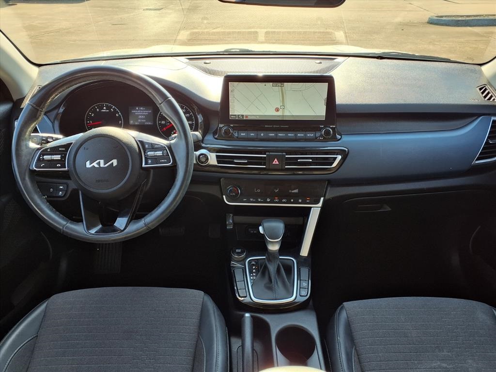 2023 Kia Seltos S - 4