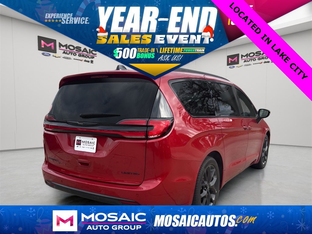 2025 Chrysler Pacifica