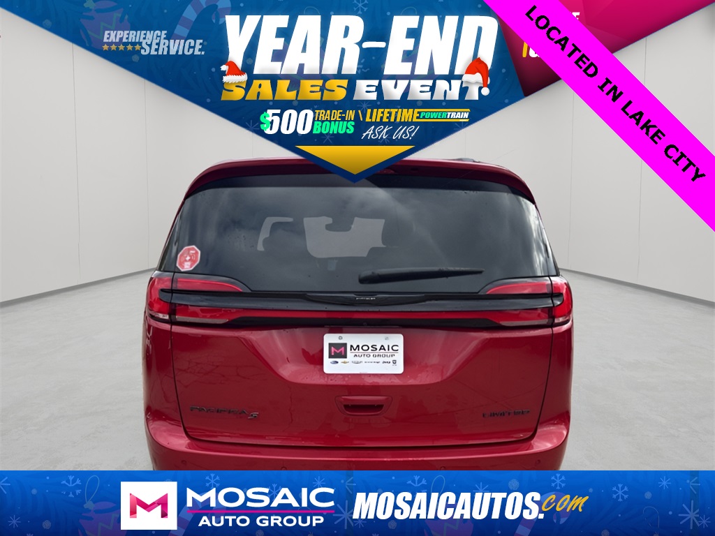 2025 Chrysler Pacifica