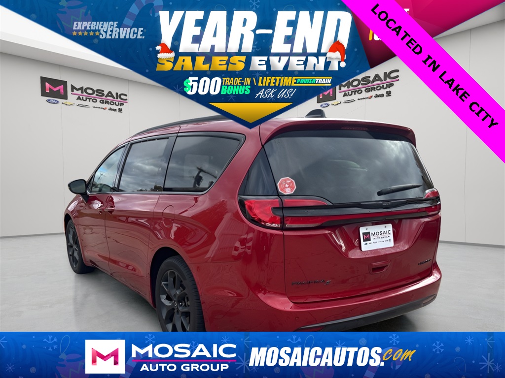 2025 Chrysler Pacifica