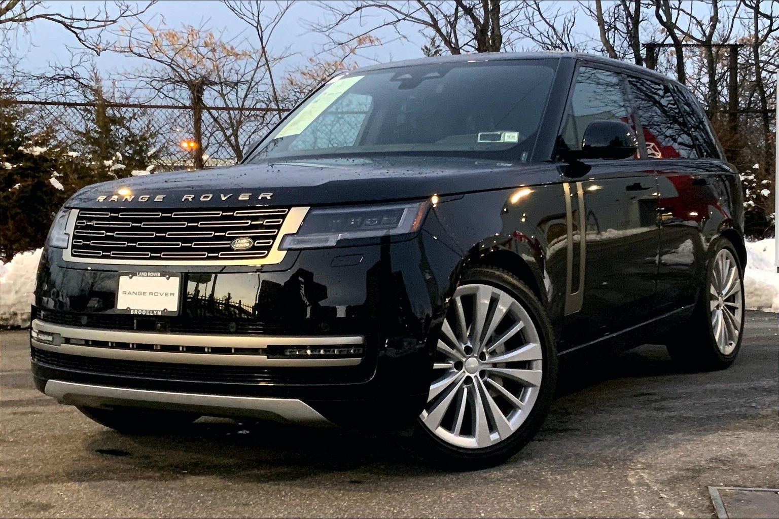 2024 Land Rover Range Rover P400 SE AWD