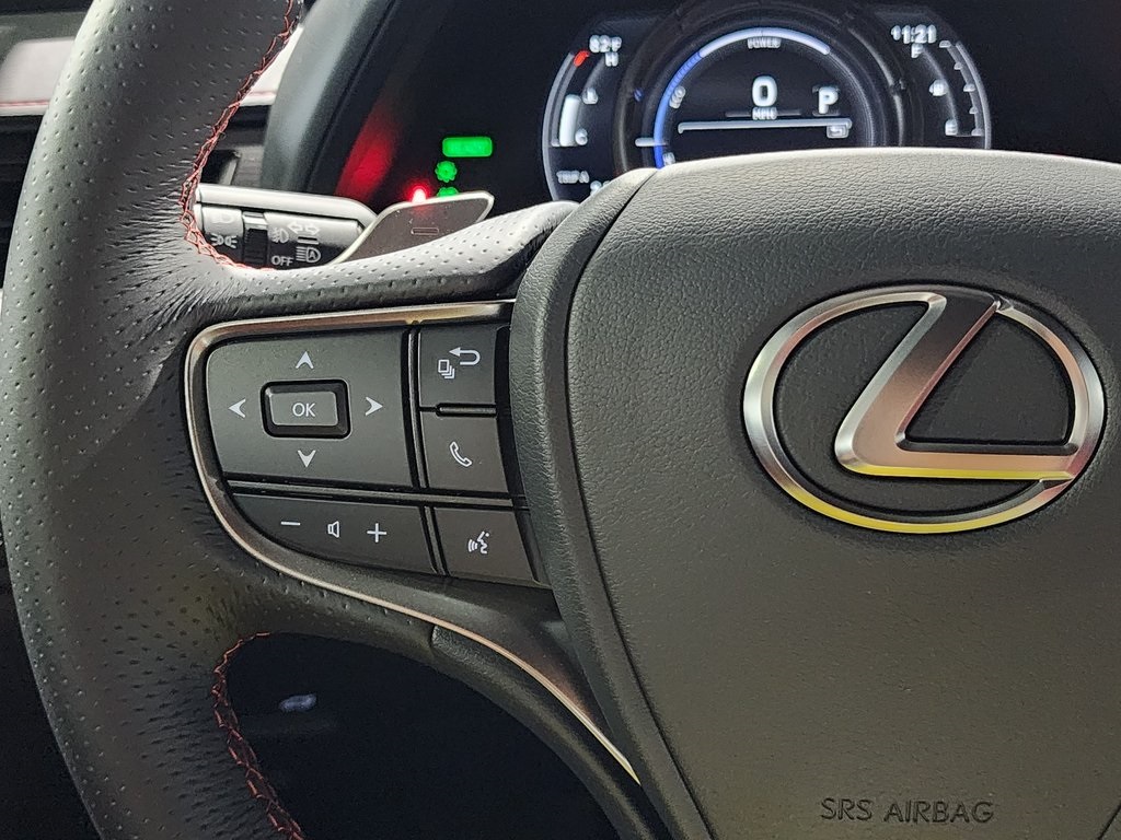 Thumbnail: 2025 Lexus UX - 16