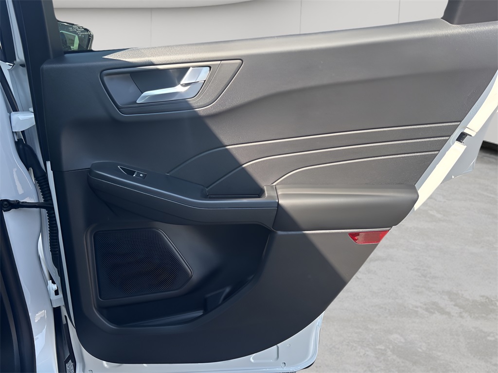 2025 Ford Escape Hybrid