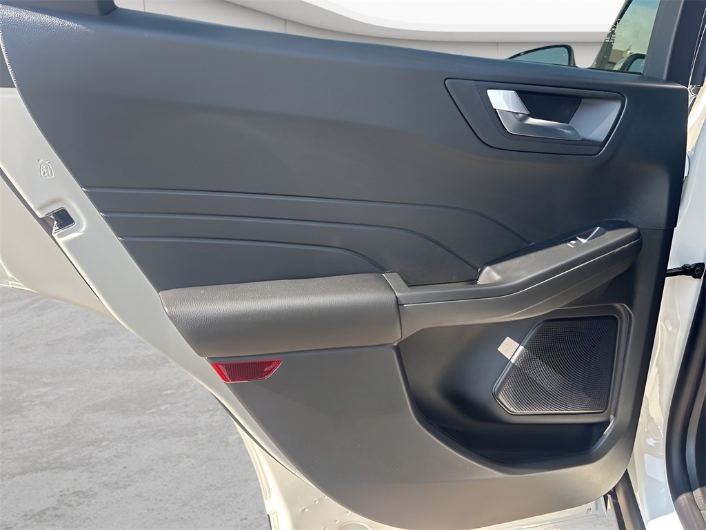 2025 Ford Escape Hybrid