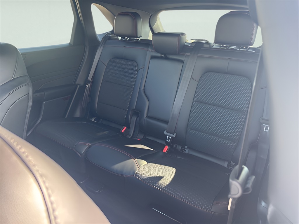 2025 Ford Escape Hybrid