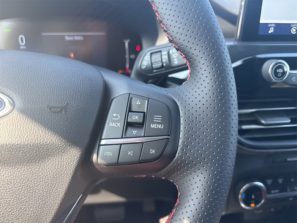 2025 Ford Escape Hybrid