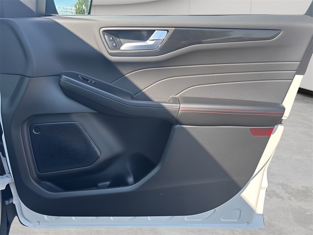 2025 Ford Escape Hybrid