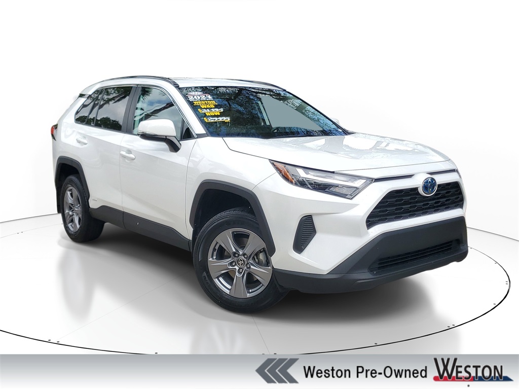White 2024 Toyota RAV4 Hybrid XLE AWD SUV / Crossover All-Wheel Drive Continuously Variable Transmission