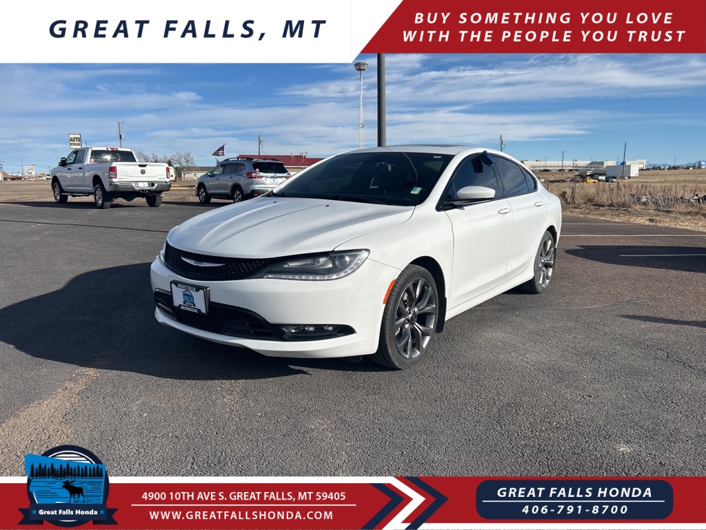 2015 Chrysler 200 S Sedan AWD