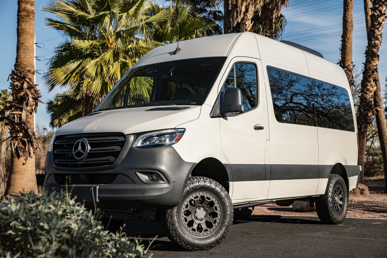 2024 Mercedes-Benz Sprinter 2500 Passenger 144 WB