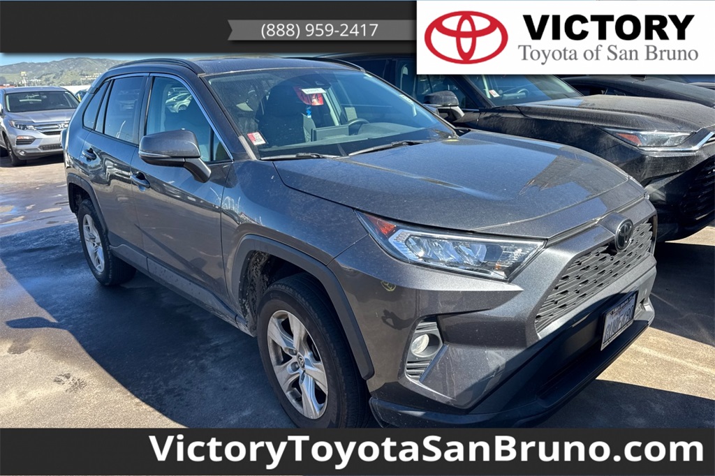 2021 Toyota RAV4 XLE FWD