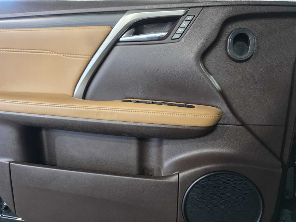 Thumbnail: 2018 Lexus RX - 12