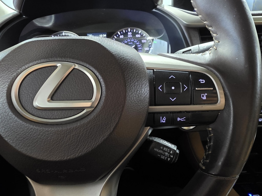 Thumbnail: 2018 Lexus RX - 17