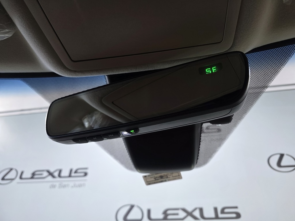 Thumbnail: 2018 Lexus RX - 20