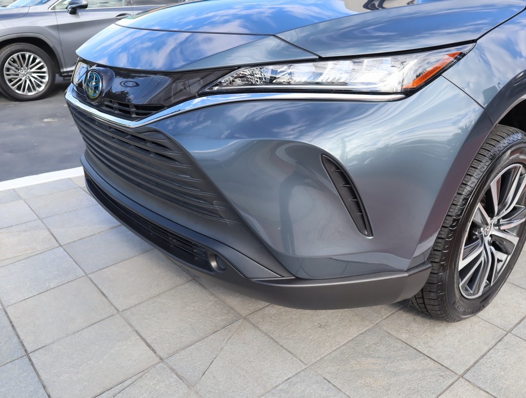 Thumbnail: 2022 Toyota Venza - 14