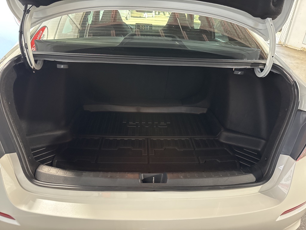 Thumbnail: 2023 Honda Civic - 24