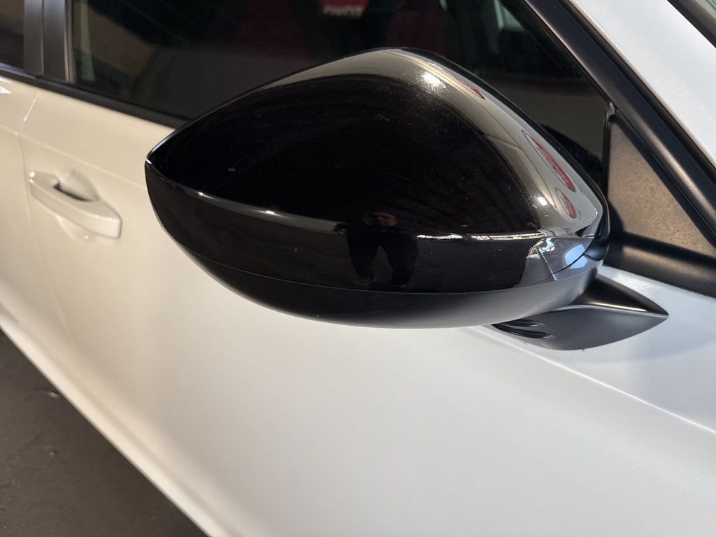 Thumbnail: 2023 Honda Civic - 9