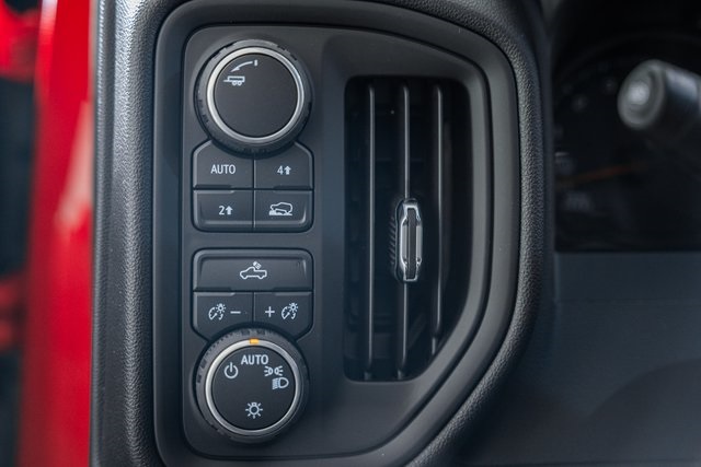 ChevroletSilverado 150038